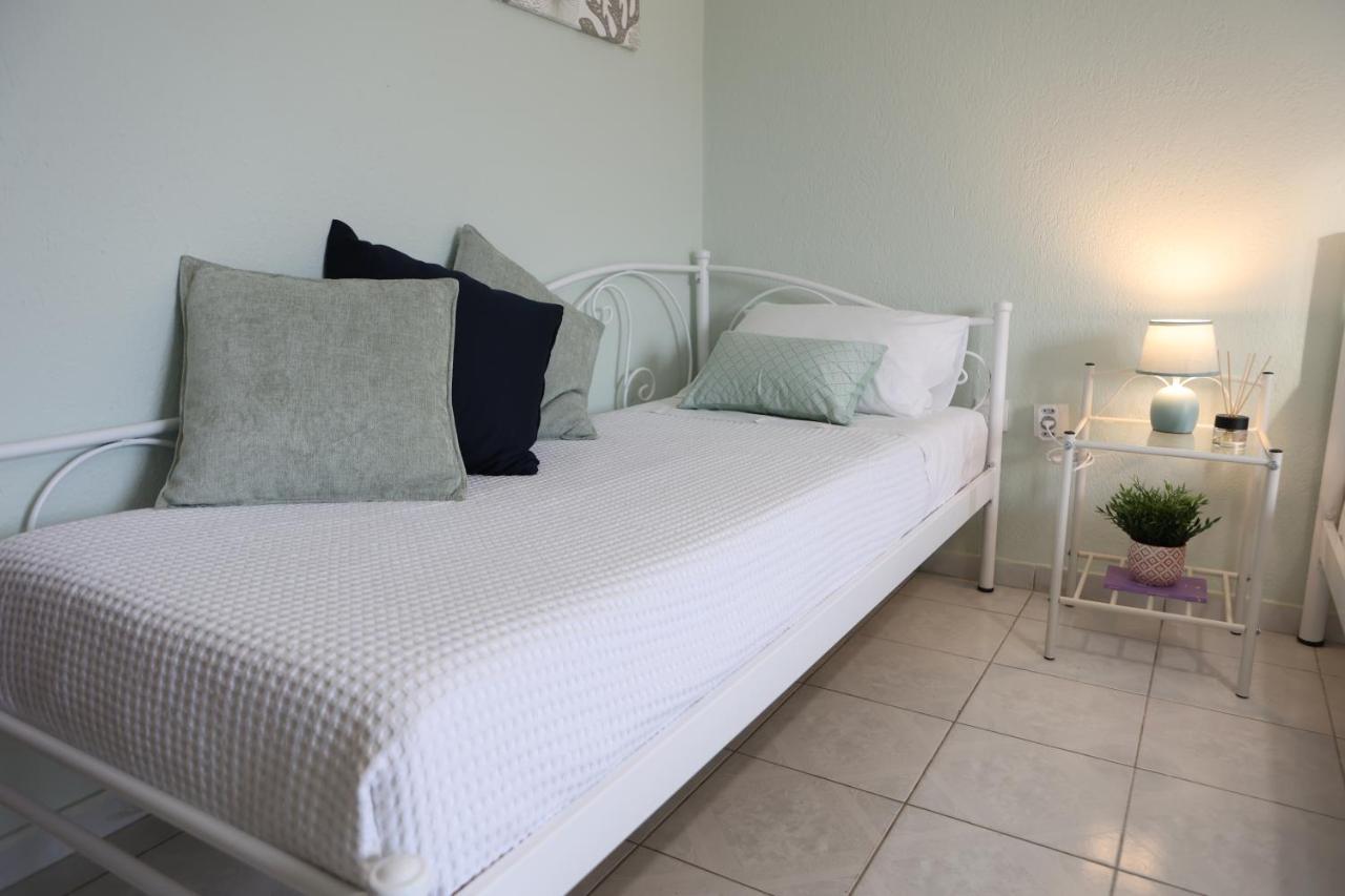 Island Boutique Apartments Pyrgadikia Exterior foto